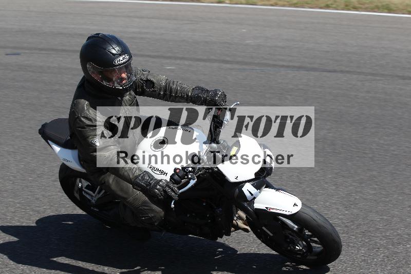 Archiv-2022/40 18.07.2022 Plüss Moto Sport ADR/Einsteiger/40